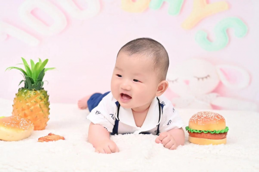 白山宝宝几个月开始说话