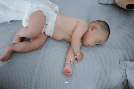 白山溶豆几个月宝宝可以吃